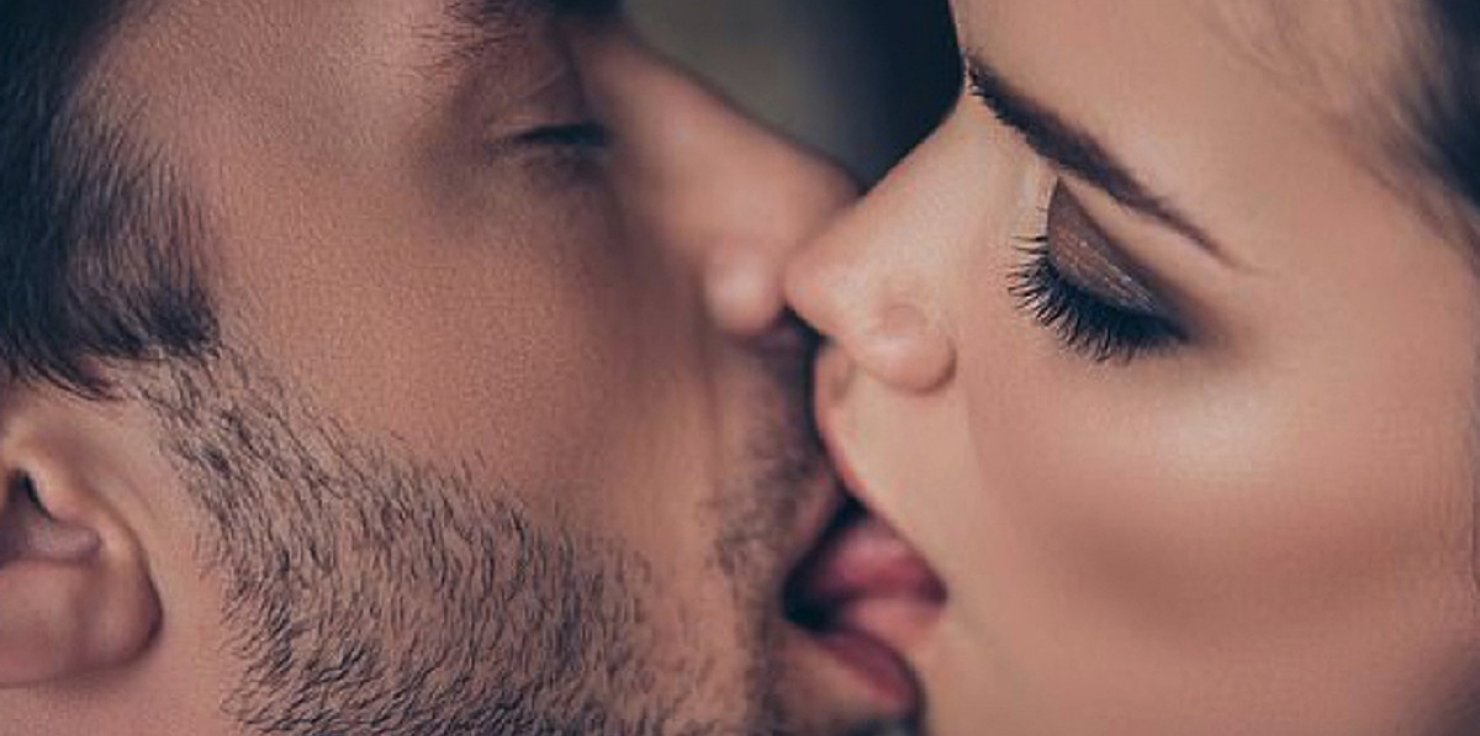 Как свести девушку с ума поцелуем