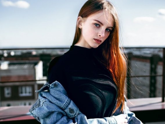 Где найти девушку