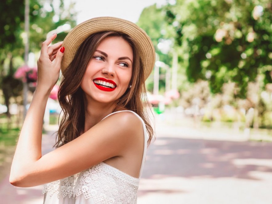 Как поднять настроение девушке: 5 лучших способов фото