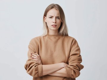 Как поставить девушку на место?