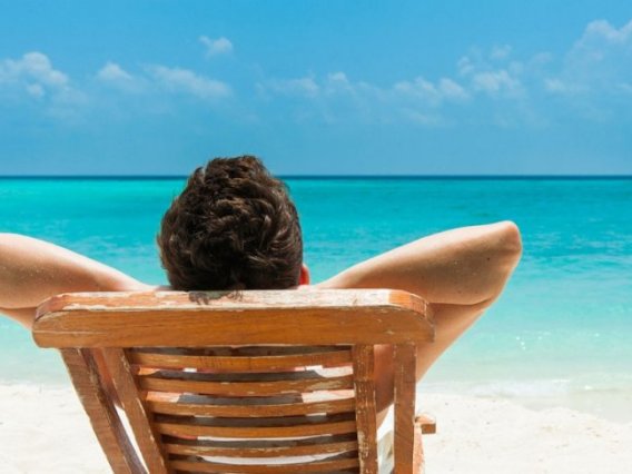 Как правильно отдыхать друг от друга