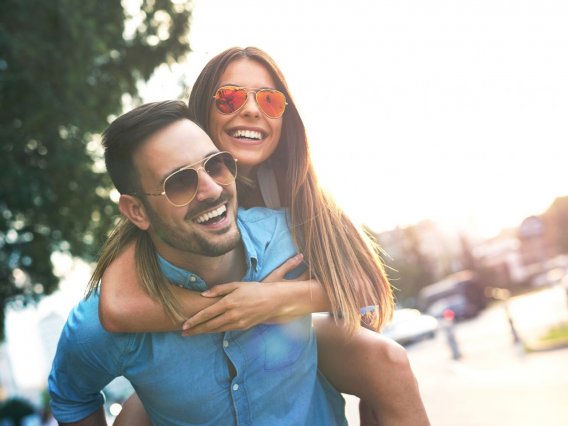 Как правильно вести себя с девушкой