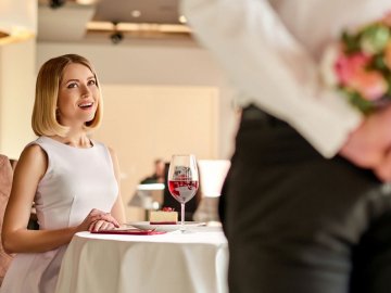 Как произвести впечатление на девушку? 7 правил первого свидания