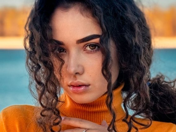 Лучшие фразы для знакомства с девушкой